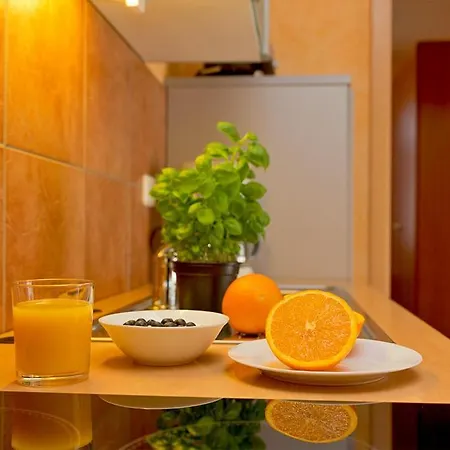 شقة Strandvilla Alessandra تراسينهيد